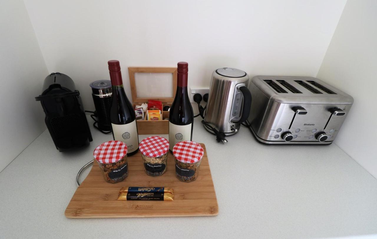 Bed and Breakfast Le Gra Vineyard And Winery Мастертон Экстерьер фото